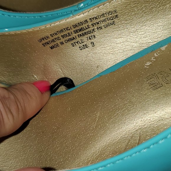 Teal high heels - Picture 3 of 4